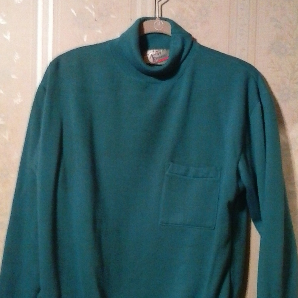 ACTIVE EXCHANGE BLUE TURTLENECK SWEATSHIRT